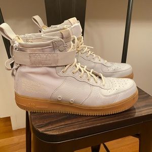 Women’s Vintage Nike Air Force 1 Gum Bottom Sneakers
